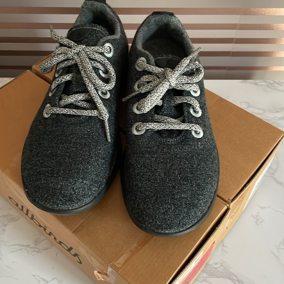 New in box women’s size 6 allbirds Tuke shade W6 shoes Athletic Shoe - Picture 3 of 8